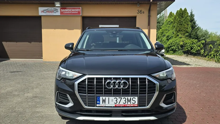 AUDI Q3 -