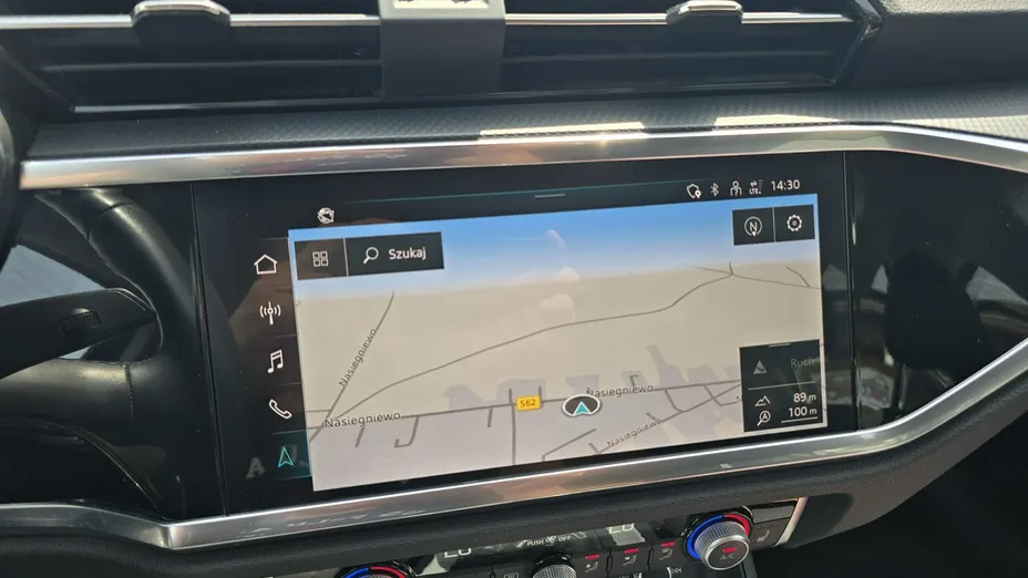 AUDI Q3 -