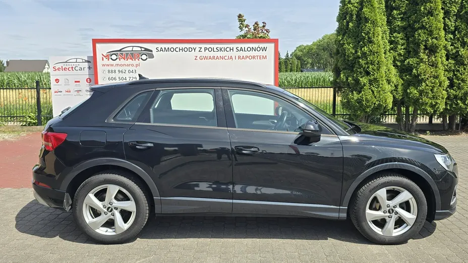 AUDI Q3 -