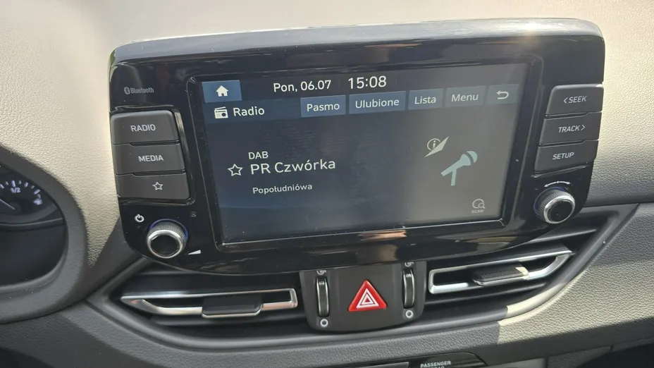 HYUNDAI i30 -