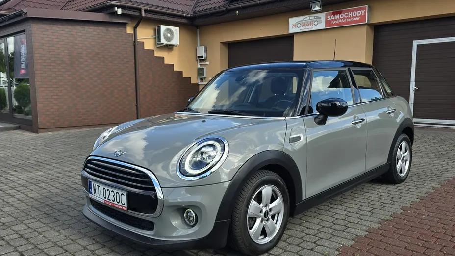 MINI Cooper -
