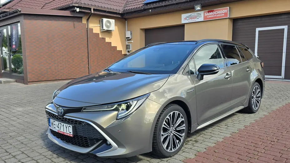 TOYOTA Corolla -