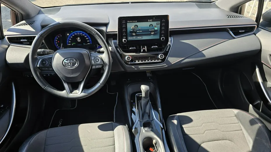 TOYOTA Corolla -