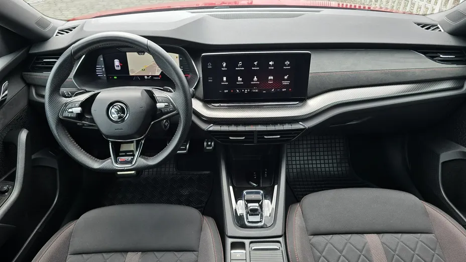SKODA Octavia -