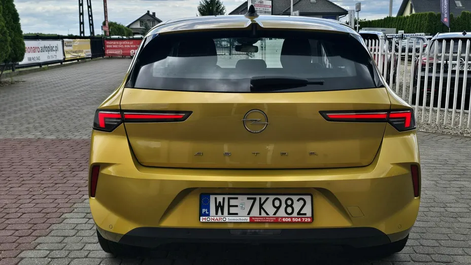 OPEL Astra -