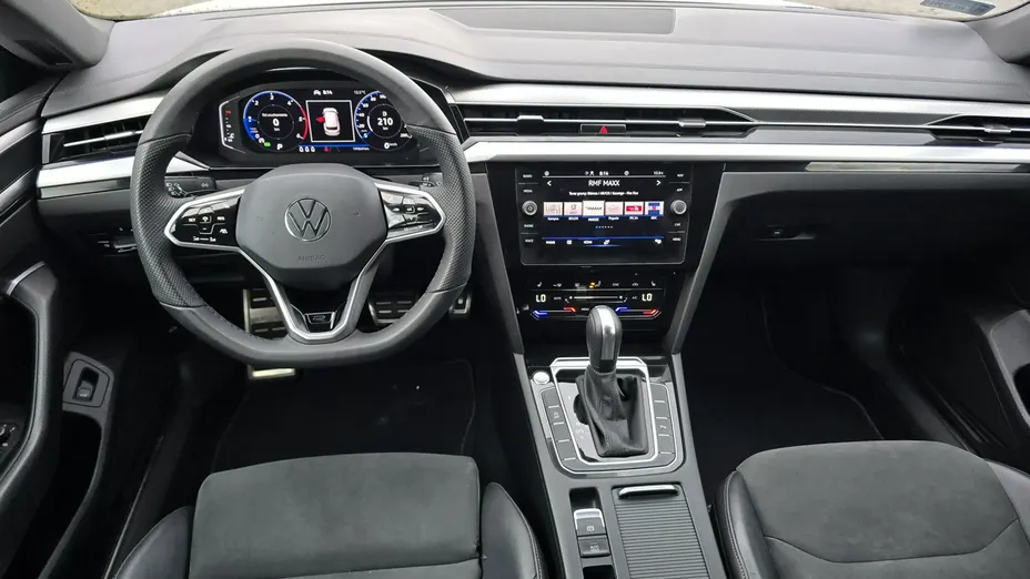 VOLKSWAGEN Arteon -