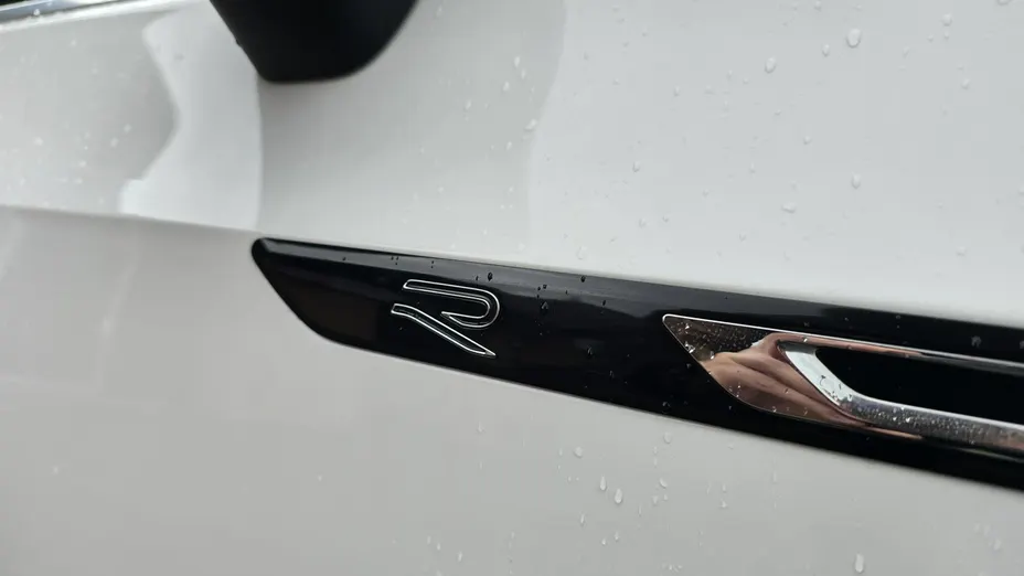 VOLKSWAGEN Arteon -