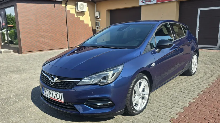 OPEL Astra -
