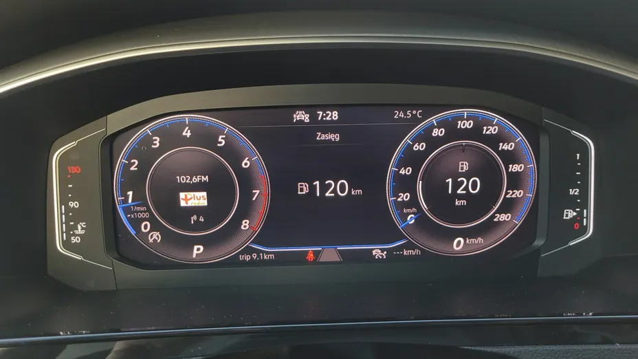 VOLKSWAGEN Arteon -