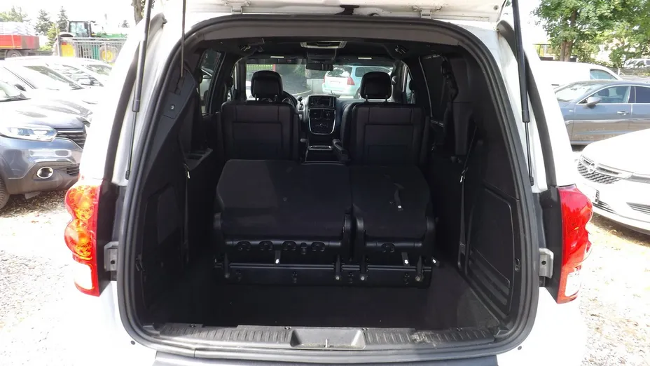 DODGE Grand Caravan -