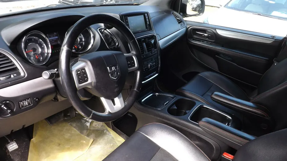 DODGE Grand Caravan -