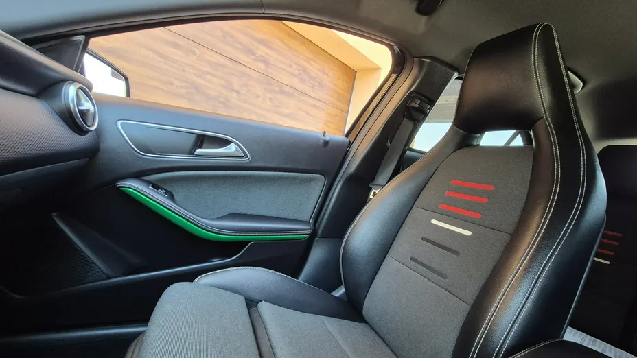 MERCEDES-BENZ A Klasa -