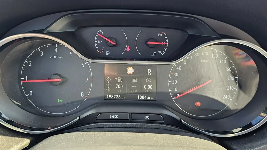 OPEL Grandland X -