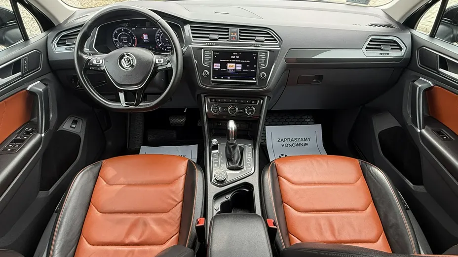 VOLKSWAGEN Tiguan -