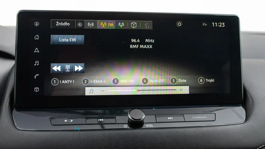 NISSAN Qashqai -