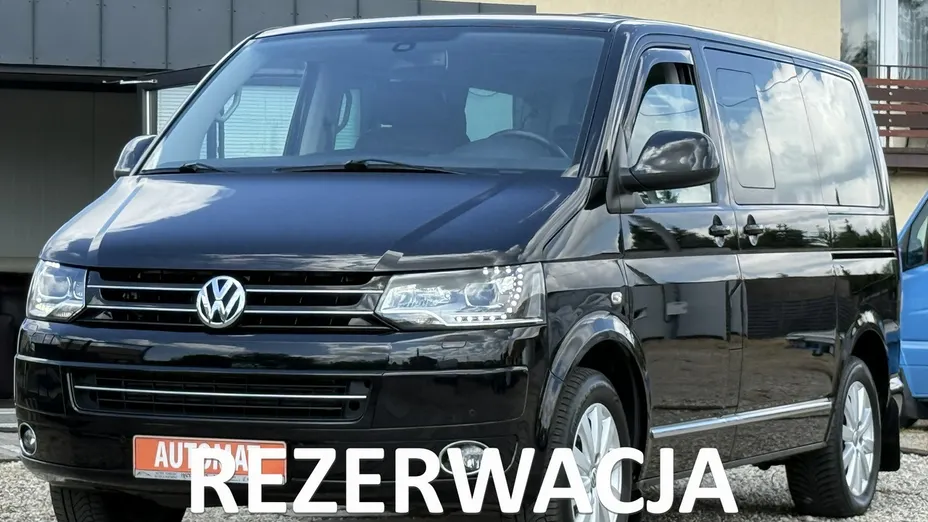 VOLKSWAGEN Multivan -