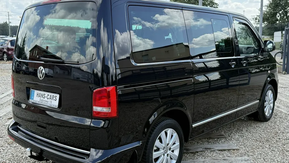 VOLKSWAGEN Multivan -
