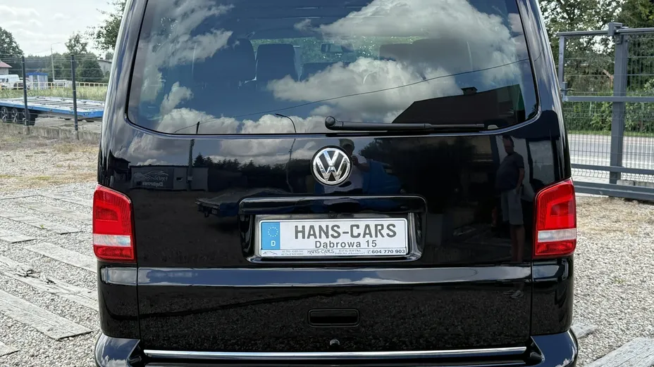 VOLKSWAGEN Multivan -