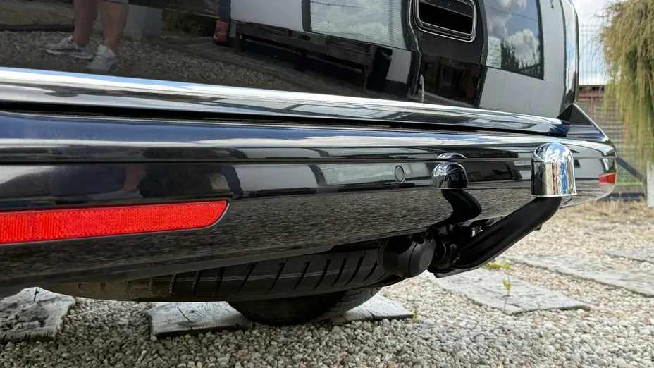 VOLKSWAGEN Multivan -