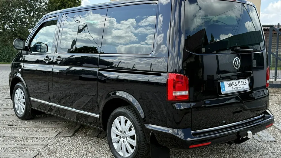 VOLKSWAGEN Multivan -