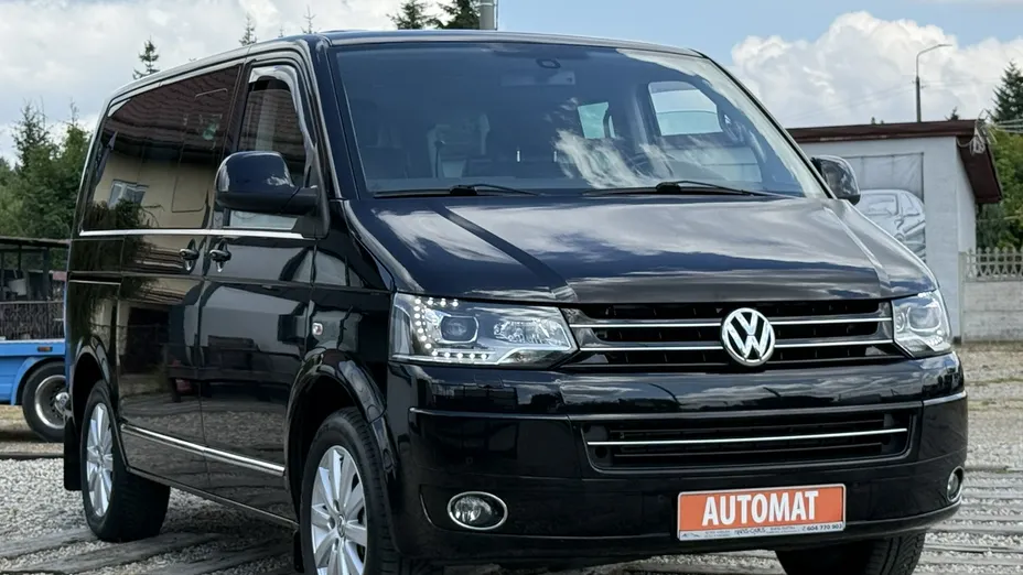 VOLKSWAGEN Multivan -