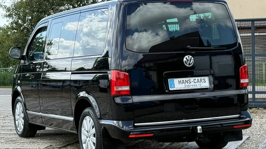 VOLKSWAGEN Multivan -