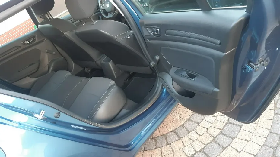 RENAULT Megane -