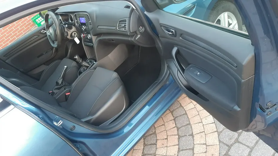 RENAULT Megane -