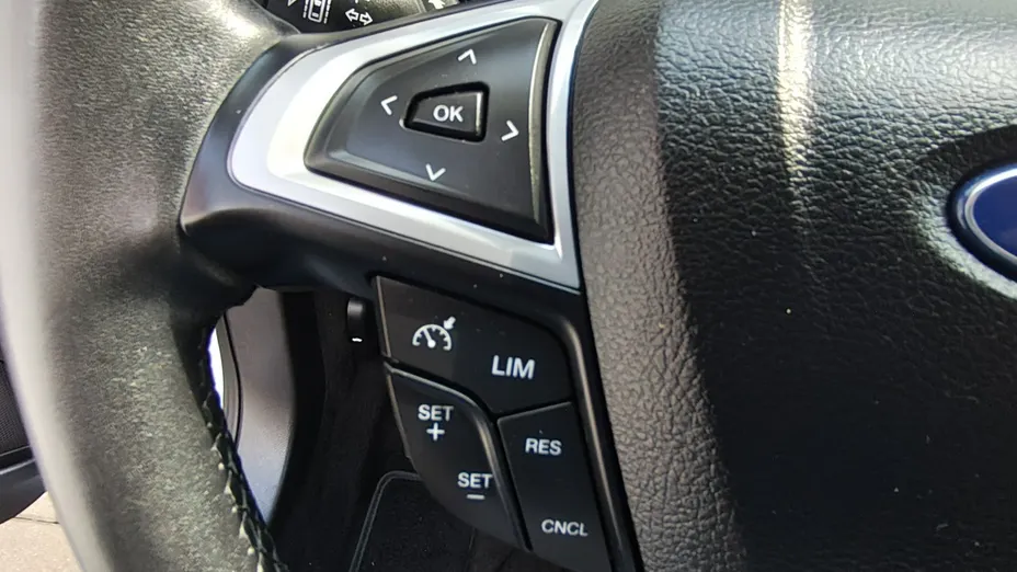 FORD Mondeo -