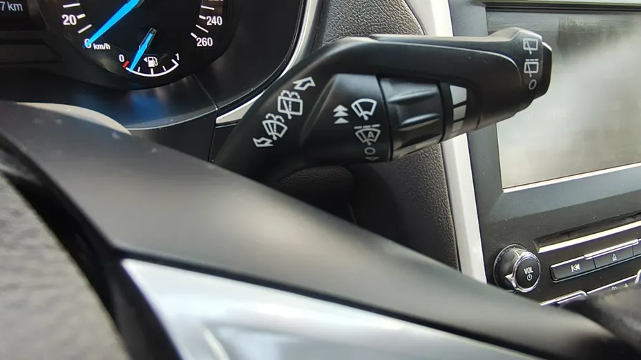 FORD Mondeo -