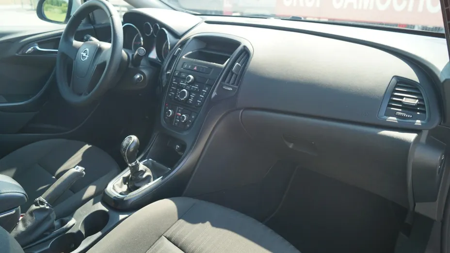 OPEL Astra -