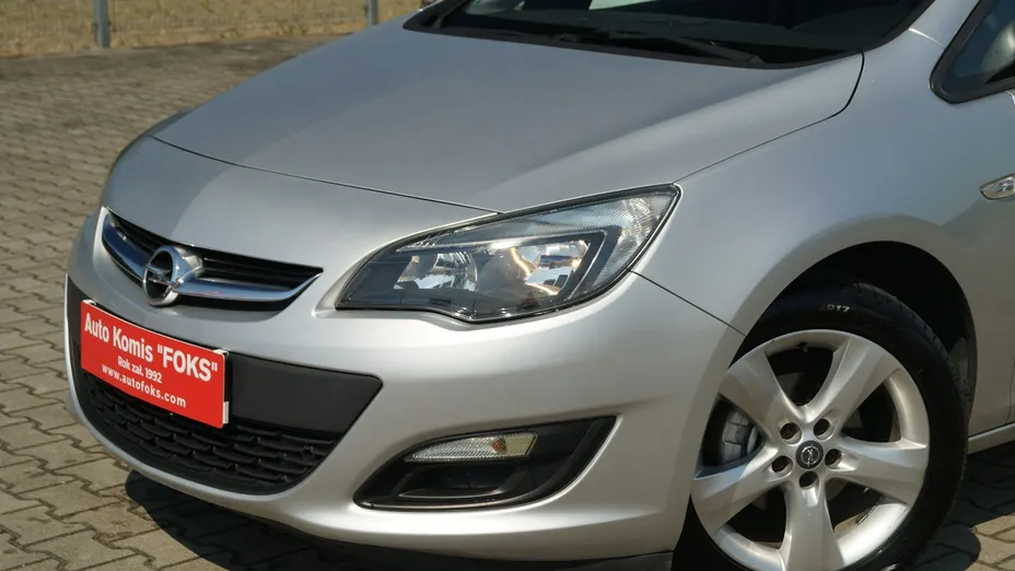 OPEL Astra -
