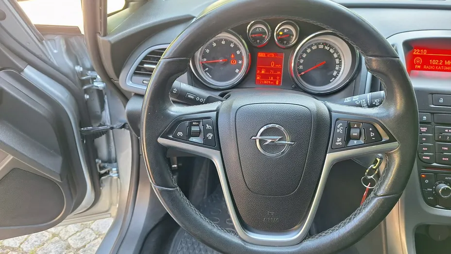 OPEL Astra -