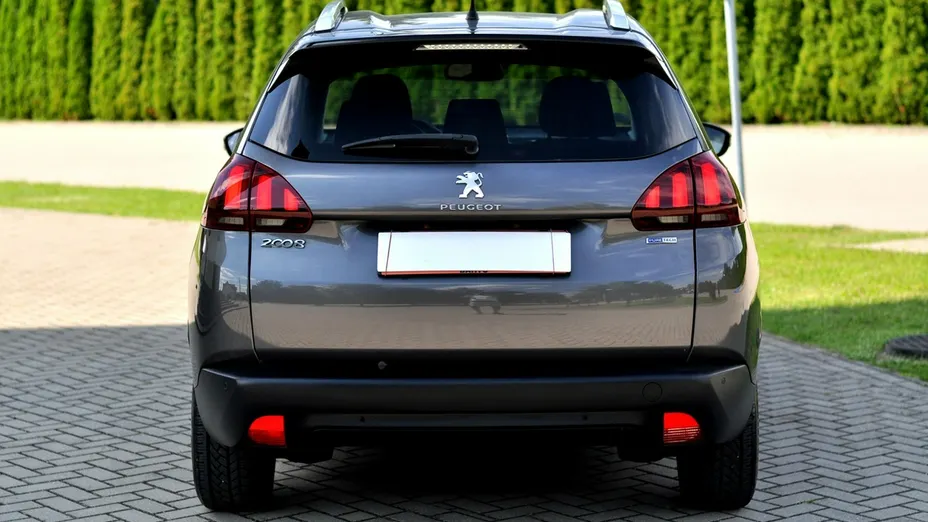 PEUGEOT 2008 -
