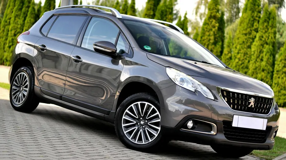 PEUGEOT 2008 -