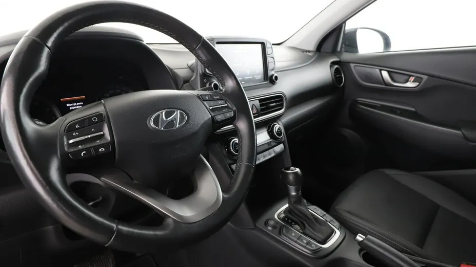HYUNDAI Kona -