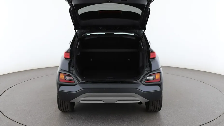 HYUNDAI Kona -