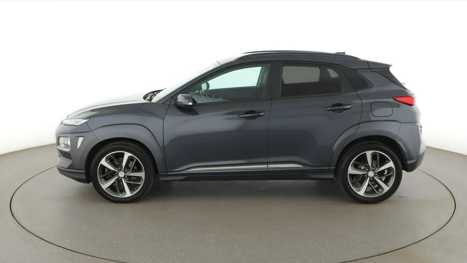 HYUNDAI Kona -