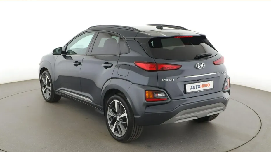 HYUNDAI Kona -