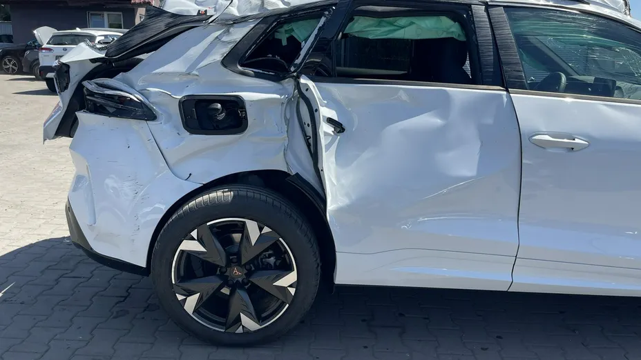 CUPRA Terramar -