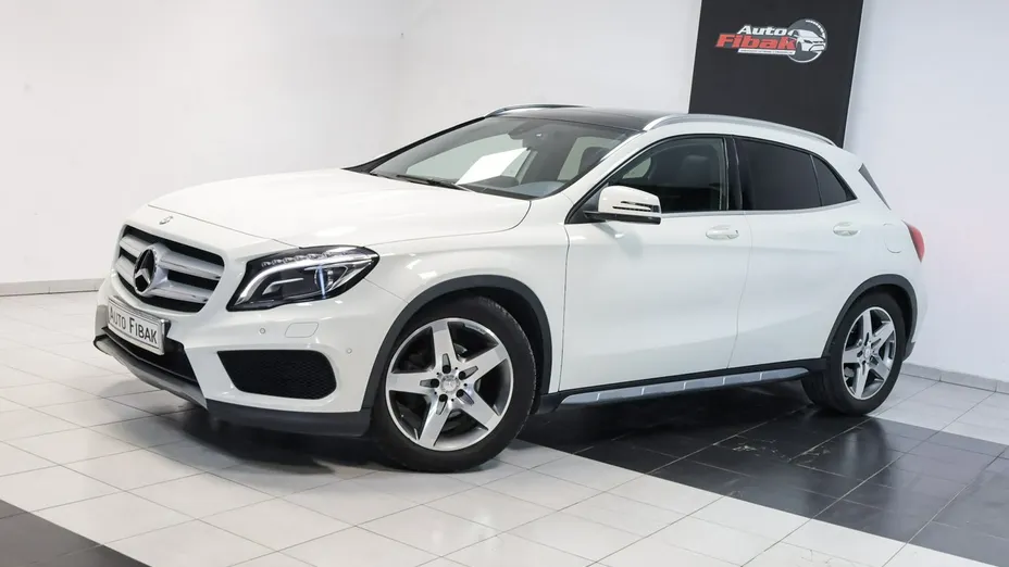 MERCEDES-BENZ GLA -