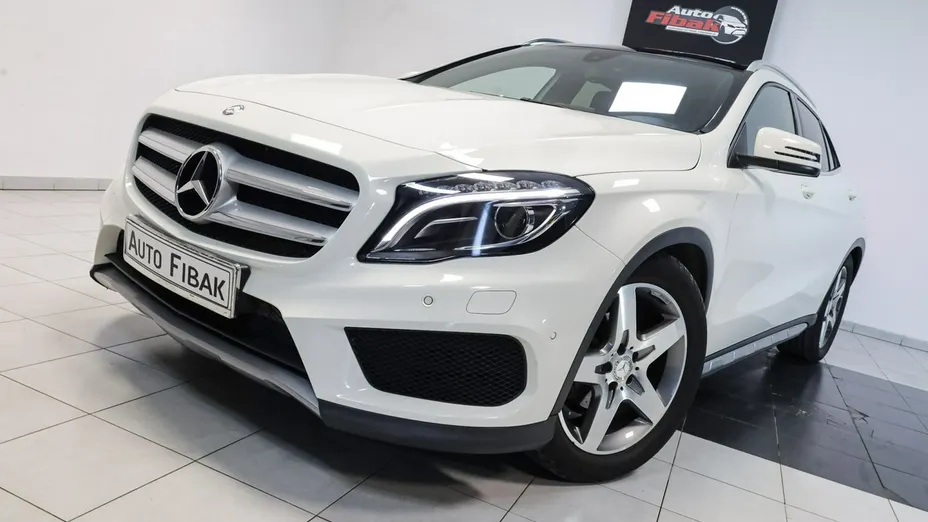 MERCEDES-BENZ GLA -