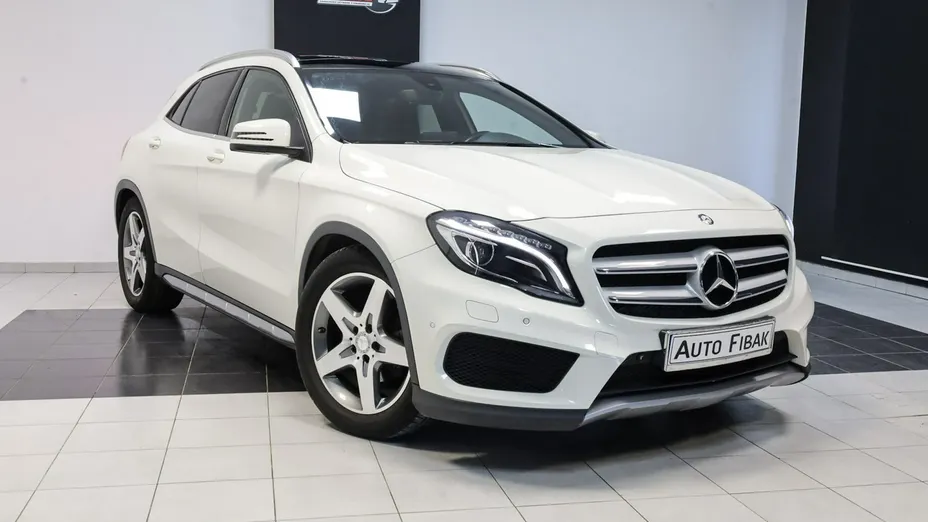 MERCEDES-BENZ GLA -