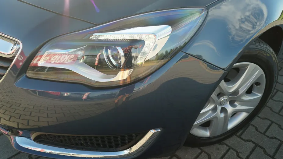 OPEL Insignia -