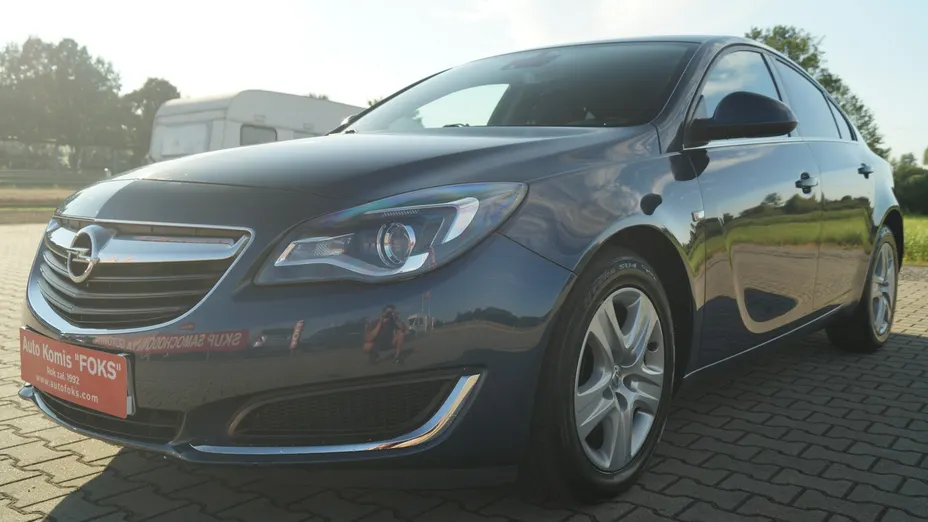 OPEL Insignia -