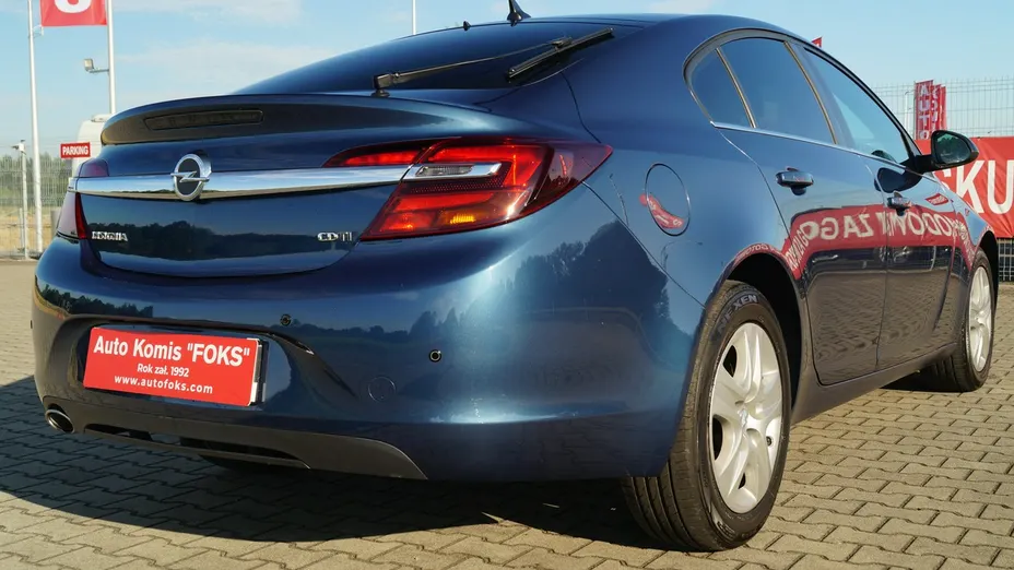 OPEL Insignia -