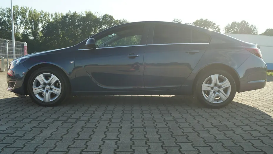 OPEL Insignia -