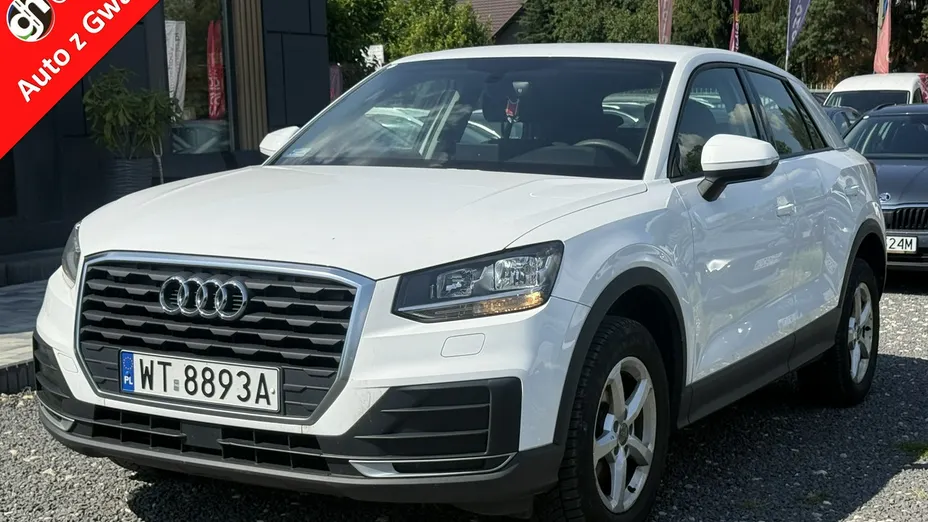 AUDI Q2 -