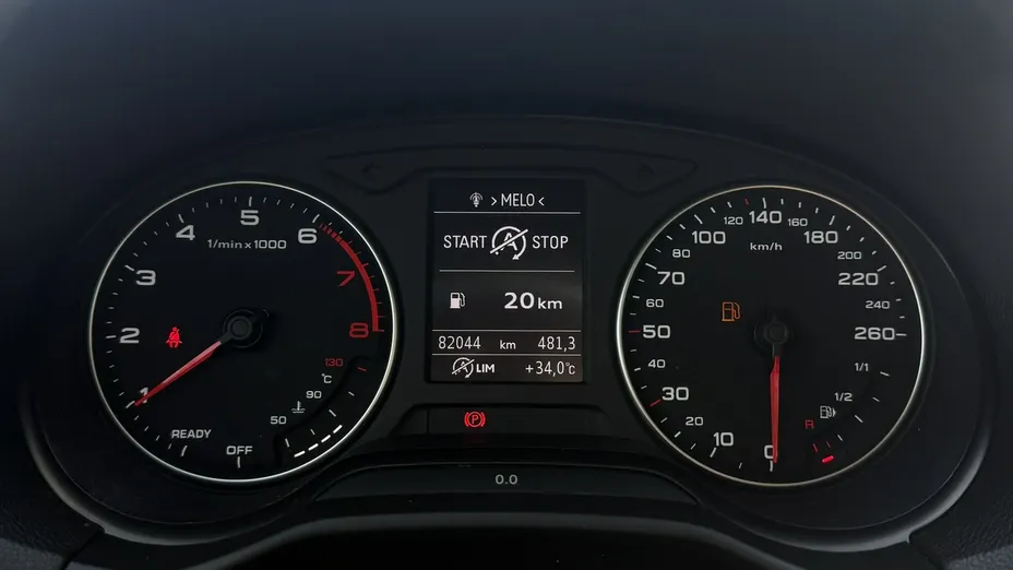 AUDI Q2 -