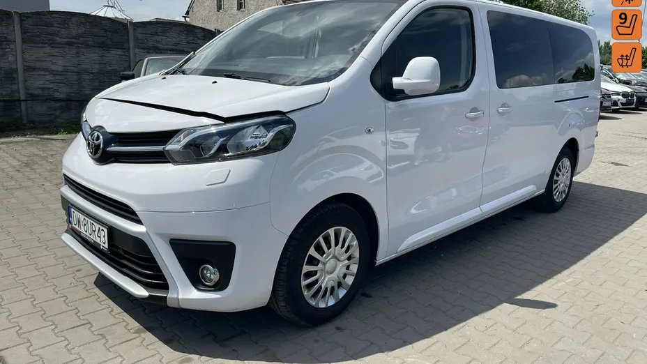TOYOTA Proace Verso -